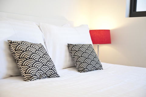 Sandy Bay Waterfront Home - Holiday Find 15