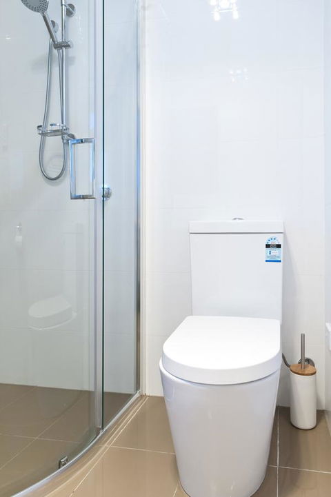 Sandy Bay Waterfront Home - Holiday Find 26