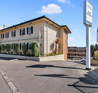 Coach House Launceston - Holiday Find