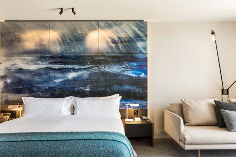 MACq 01 Hotel - Holiday Find 41