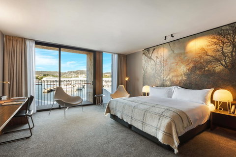 MACq 01 Hotel - Holiday Find 3