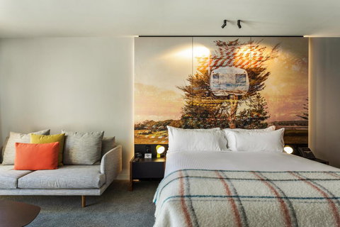 MACq 01 Hotel - Holiday Find 39