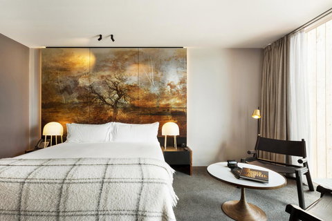 MACq 01 Hotel - Holiday Find 16