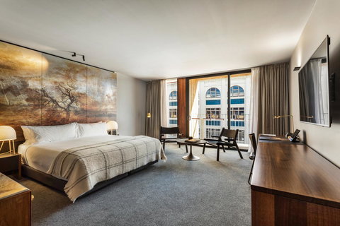 MACq 01 Hotel - Holiday Find 18