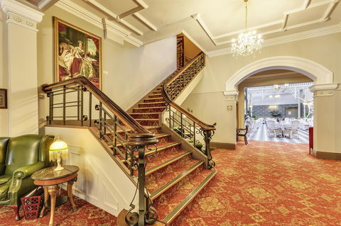 Hadley\'s Orient Hotel - Holiday Find 11