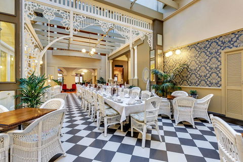 Hadley\'s Orient Hotel - Holiday Find 2