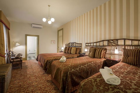 Hadley\'s Orient Hotel - Holiday Find 20