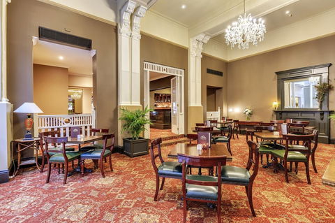 Hadley\'s Orient Hotel - Holiday Find 10