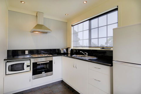 Aloft Boutique Accommodation - Holiday Find 17