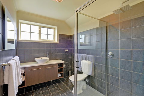 Aloft Boutique Accommodation - Holiday Find 8