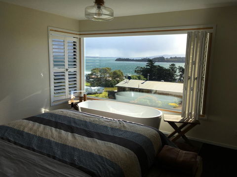 Couples Getaway On Bruny Island - Holiday Find 29