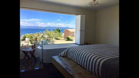 Couples Getaway On Bruny Island - Holiday Find 12