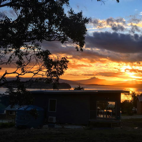 Couples Getaway On Bruny Island - Holiday Find 28