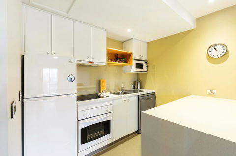 The Old Woolstore Apartment Hotel - Holiday Find 14