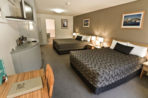 The Old Woolstore Apartment Hotel - Holiday Find 10