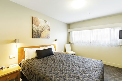 The Old Woolstore Apartment Hotel - Holiday Find 7
