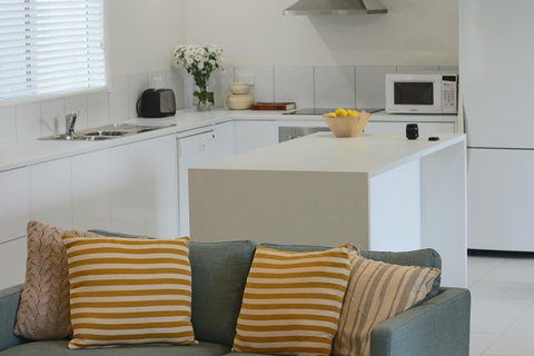 Sisters Beach Paradise - Holiday Find 5