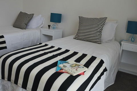 Sisters Beach Paradise - Holiday Find 3