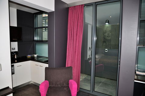 Zero Davey Boutique Apartment Hotel - Holiday Find 33