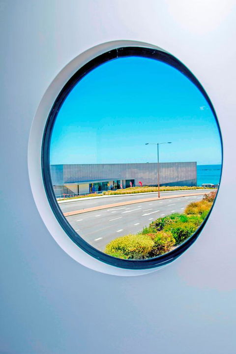 Burnie By The Bay Apartments - Holiday Find 2