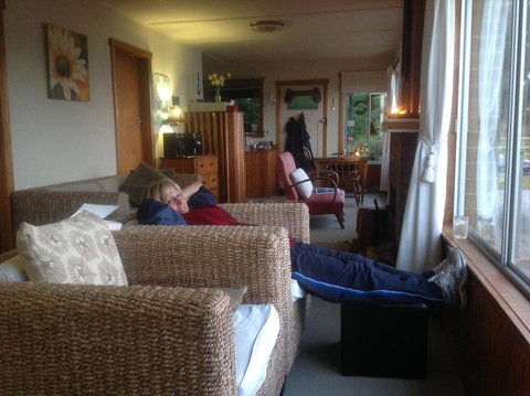 Summertime Cottage - Holiday Find 37