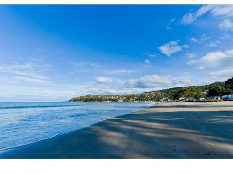 The Ultimate Beach House - Holiday Find 0