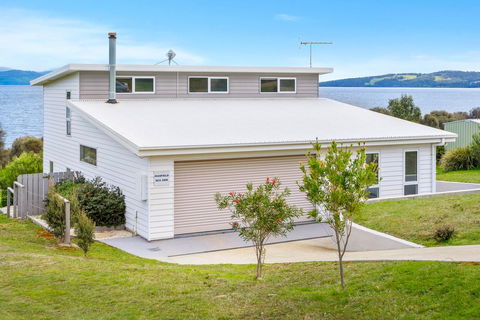Manfield Seaside Bruny Island - Holiday Find 10