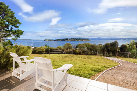 Manfield Seaside Bruny Island - Holiday Find 21
