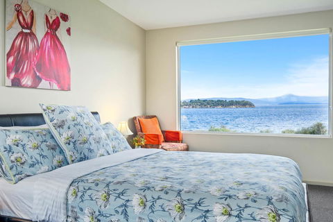 Manfield Seaside Bruny Island - Holiday Find 13