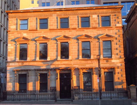 105 Mac Unique Apartments - Holiday Find 0