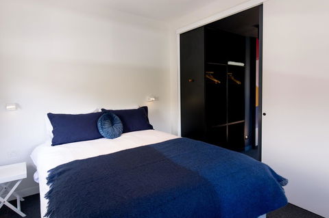 105 Mac Unique Apartments - Holiday Find 18