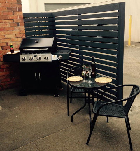 Two Up On York - Holiday Find 21