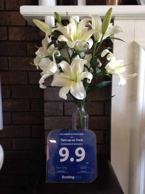 Two Up On York - Holiday Find 15