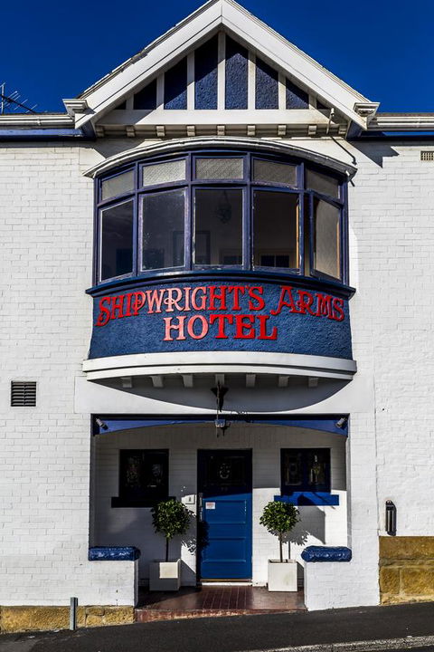 Lenna Of Hobart - Holiday Find 17