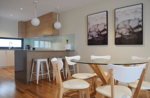 Kangaroo Bay Apartments - Holiday Find 1