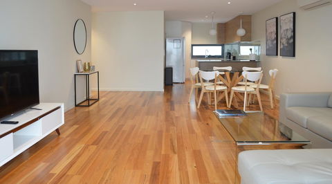 Kangaroo Bay Apartments - Holiday Find 10