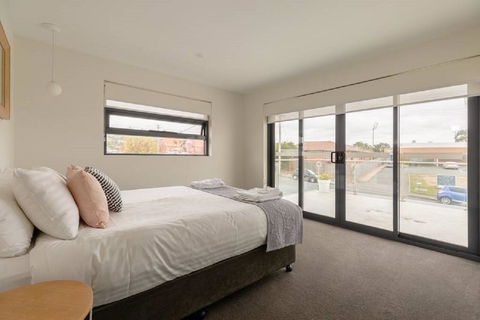 Kangaroo Bay Apartments - Holiday Find 28