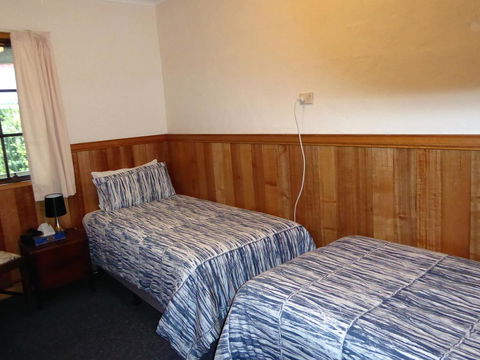 Platypus Park Country Retreat - Holiday Find 19