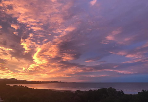 Amare Beachside Luxury - Holiday Find 4