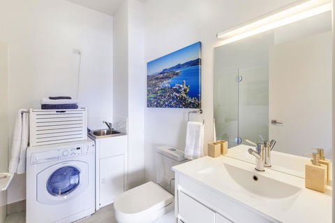 Bellerive Marina View Apartments NO 27 - Holiday Find 10