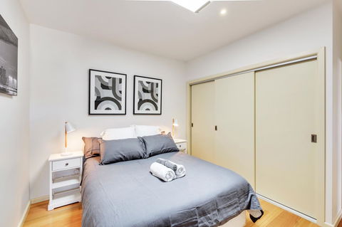 Bellerive Marina View Apartments NO 27 - Holiday Find 8