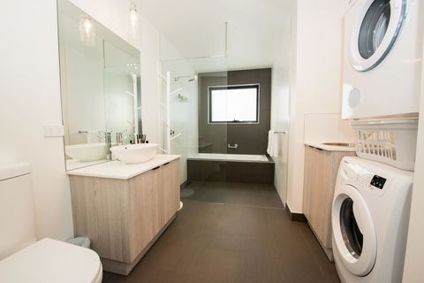 Beach House XIV - Holiday Find 12