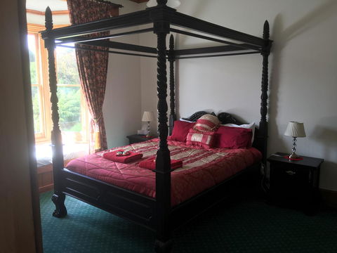 Kerrellie Cottages 2, 4 & 8 Reid Street - Holiday Find 23