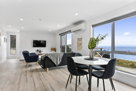 Chill Tasmania - Holiday Find 0