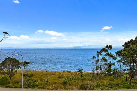 Chill Tasmania - Holiday Find 15