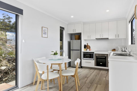 Chill Tasmania - Holiday Find 16