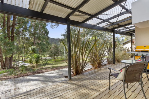 Oyster Cove Chalet - Holiday Find 7