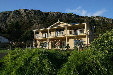 On The Terrace - Holiday Find 0