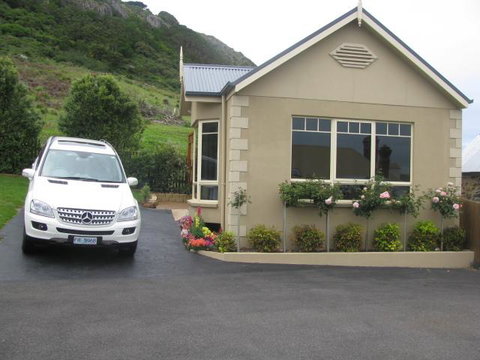 On The Terrace - Holiday Find 42