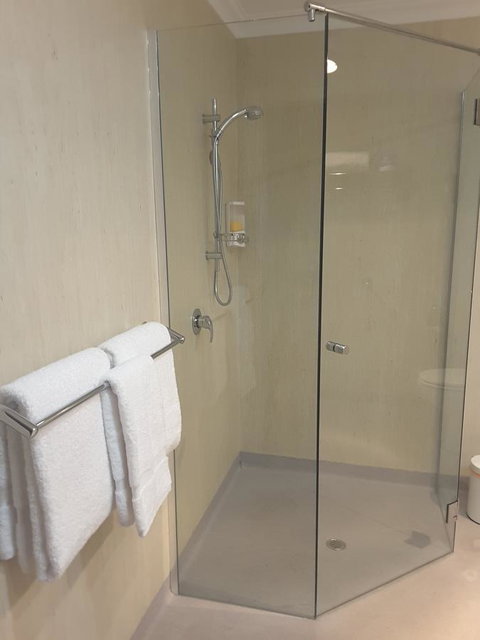 On The Terrace - Holiday Find 34